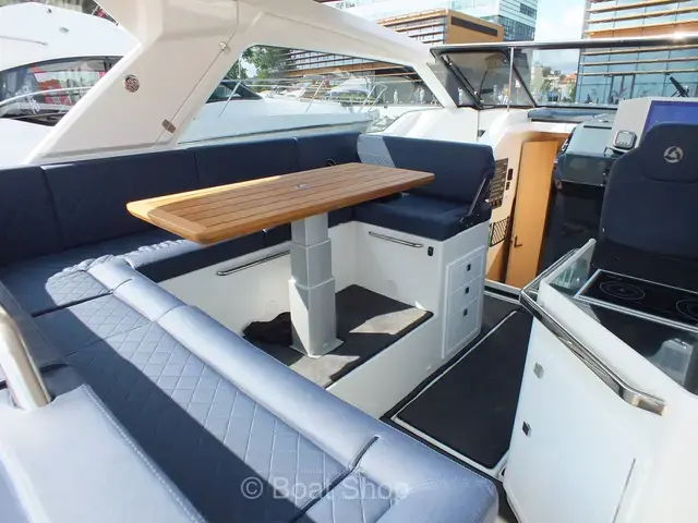 Parker Boats Sorrento 100