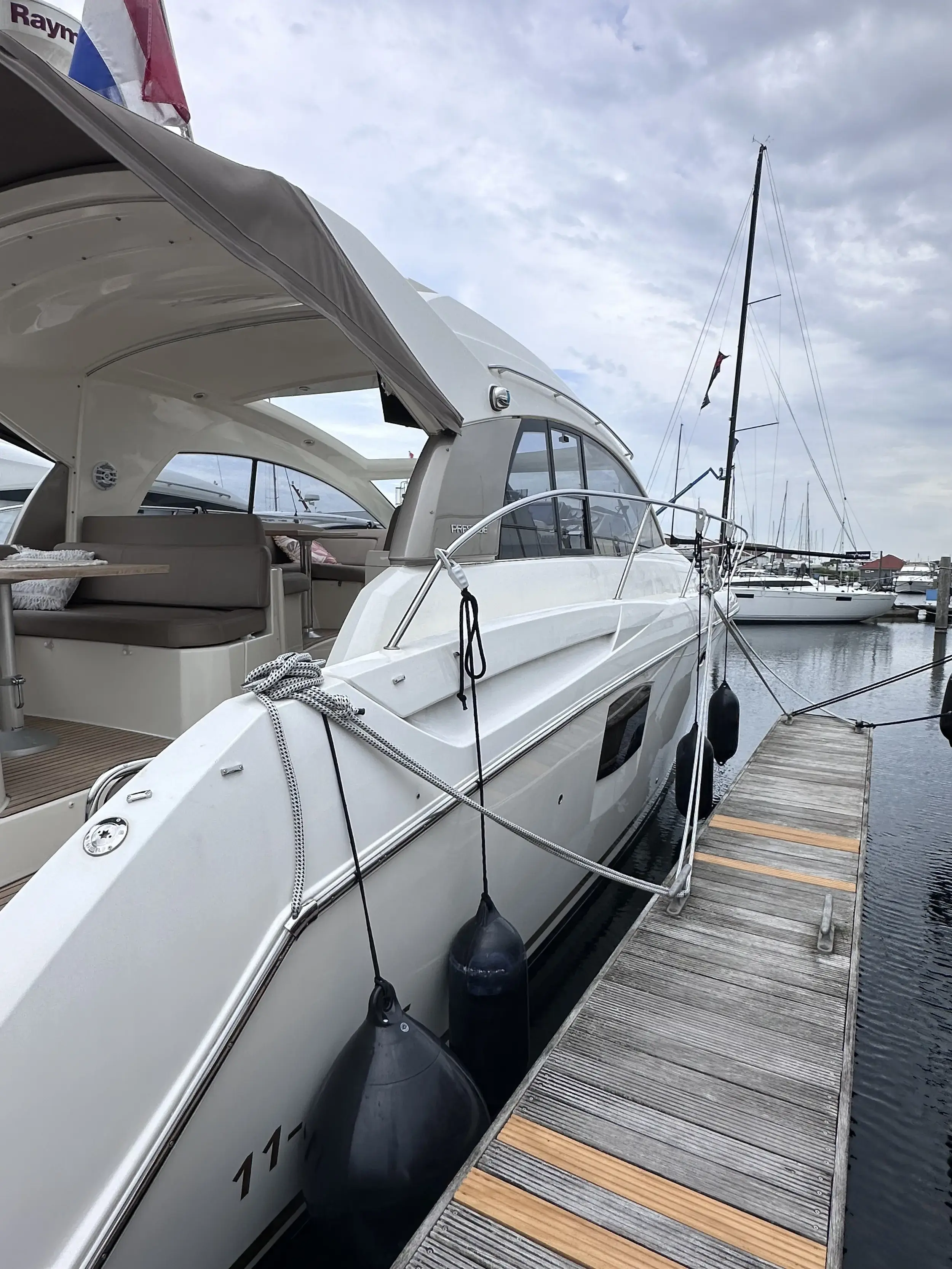 2011 Jeanneau prestige 390 s