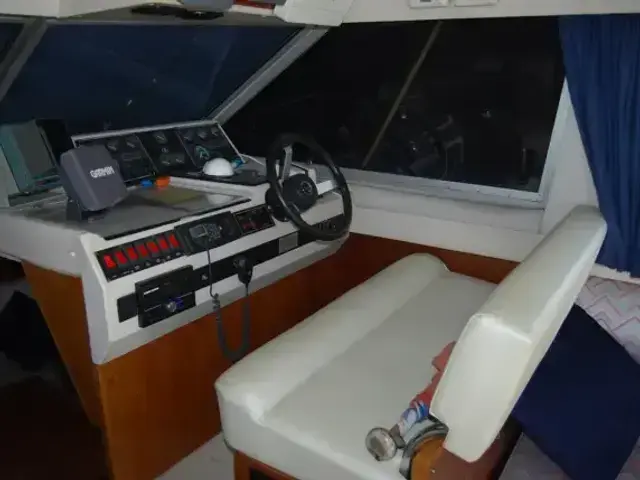 Marine Projects Princess 35 Flybridge