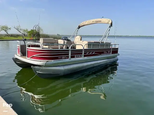 Sun Tracker FISHIN-BARGE 20 DLX for sale in United States of America for $28,900