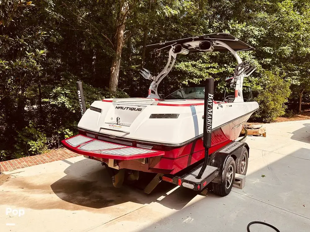 2012 Nautique sport 200