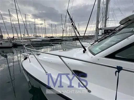 2008 Boston Whaler 345 conquest