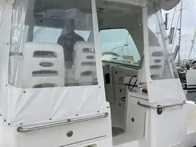 Boston Whaler 345 Conquest