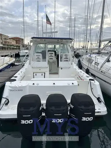 2008 Boston Whaler 345 conquest