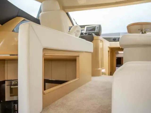 Ferretti Yachts 550 #07