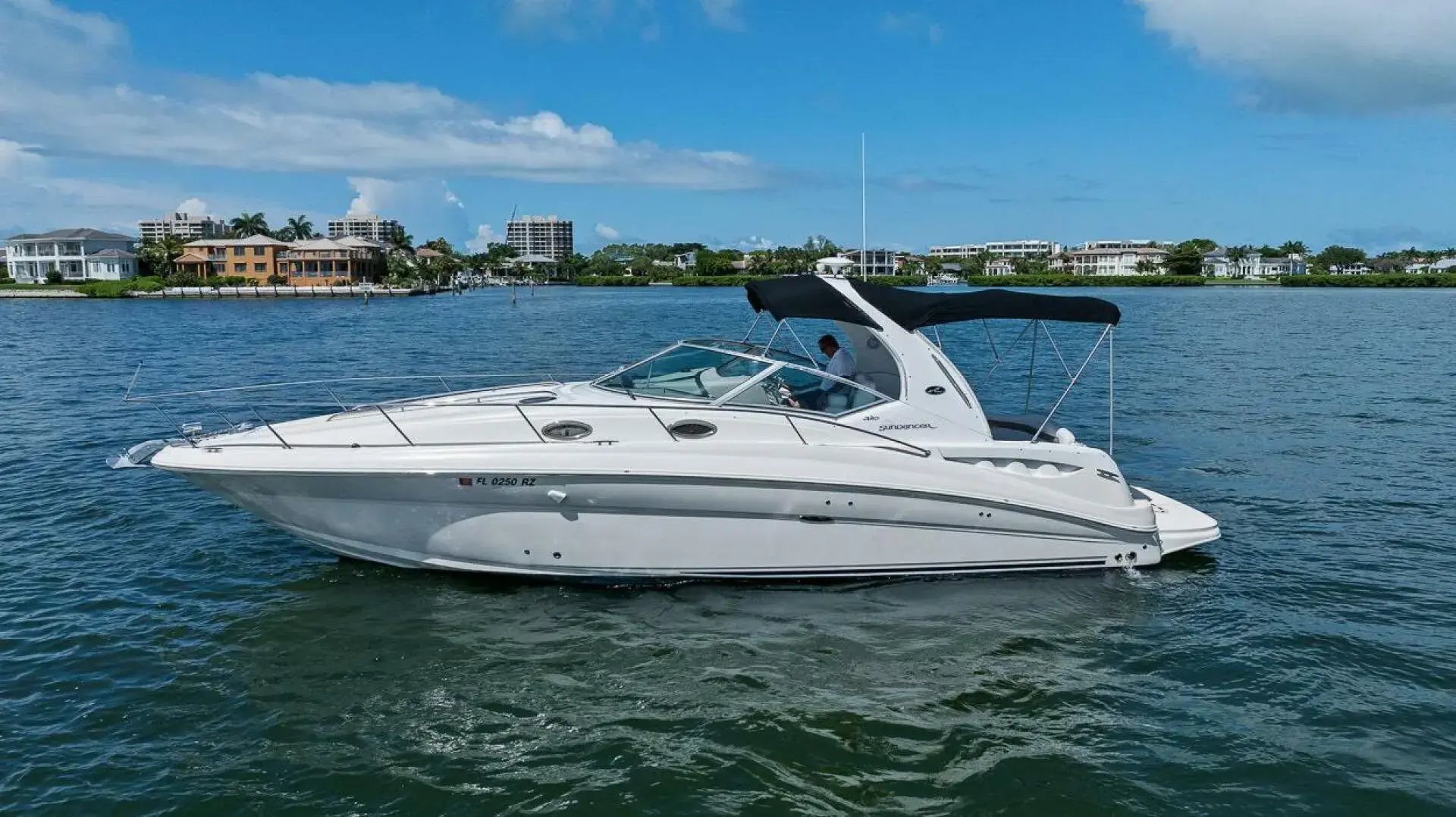 2007 Sea Ray 320 sundancer