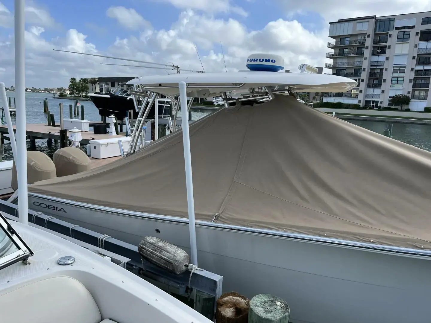 2016 Cobia Boats 296cc