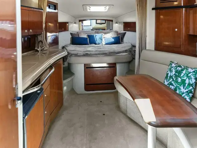 Sea Ray 320 Sundancer