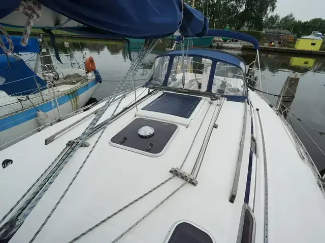 Dufour 38 Classic (3 Cabin)