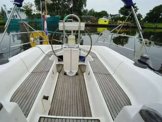 Dufour 38 Classic (3 Cabin)