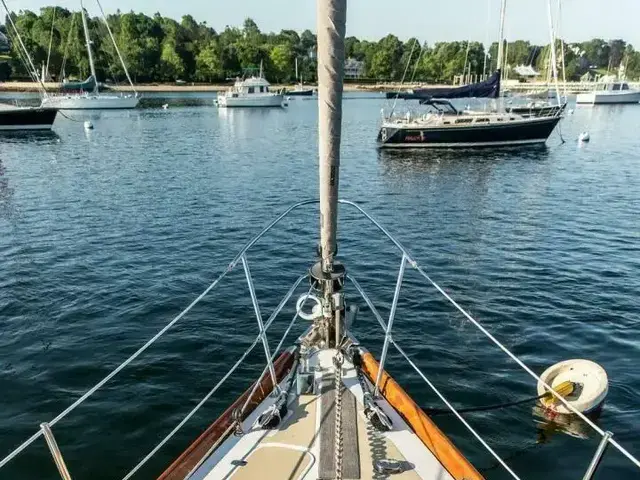 Hinckley Sou'wester Sloop