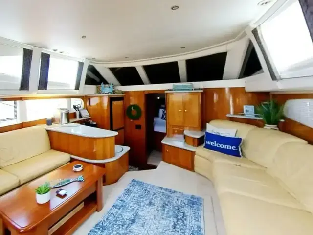 Carver 444 Cockpit Motor Yacht