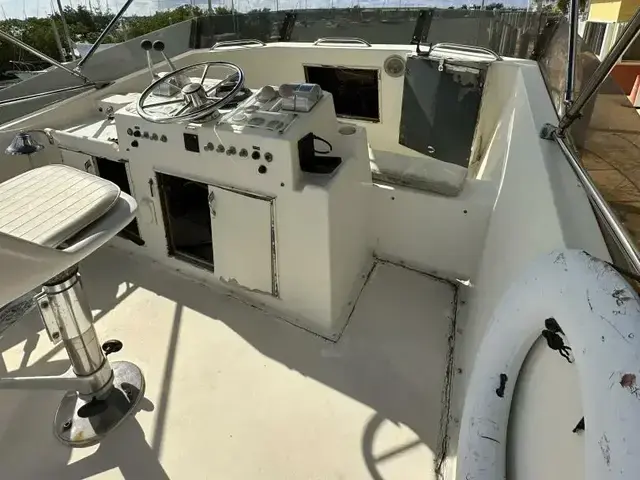 Hatteras 45 Convertible