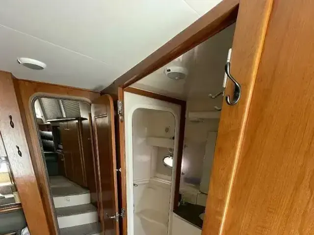 Carver 504 Cockpit Motor Yacht