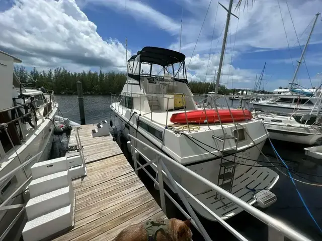 Hatteras 40 Double Cabin