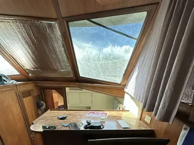 Hatteras 40 Double Cabin