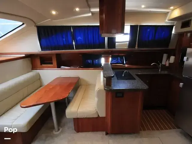 Cruisers Yachts 415