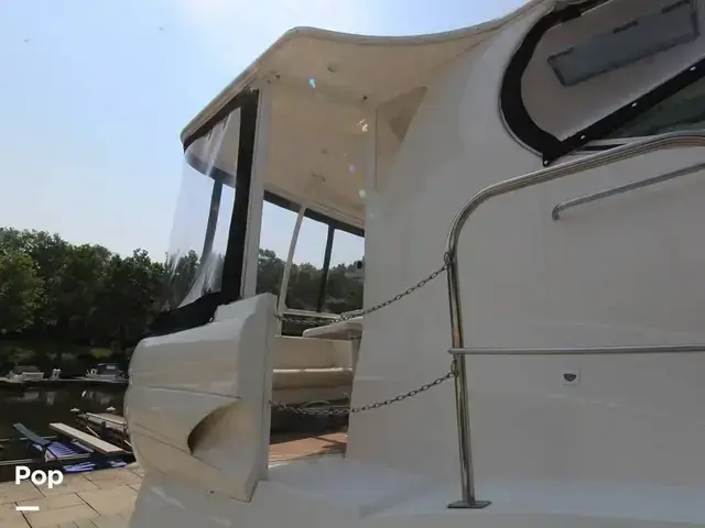 Cruisers Yachts 415