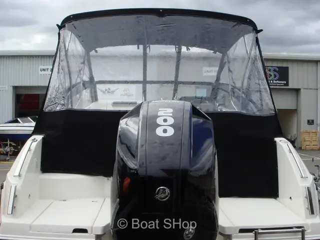 Parker Boats 690 Bowrider