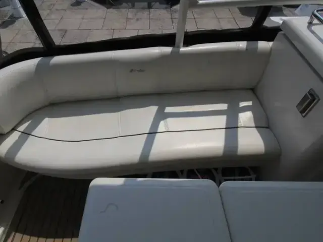 Cruisers Yachts 415