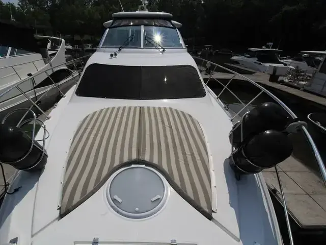 Cruisers Yachts 415