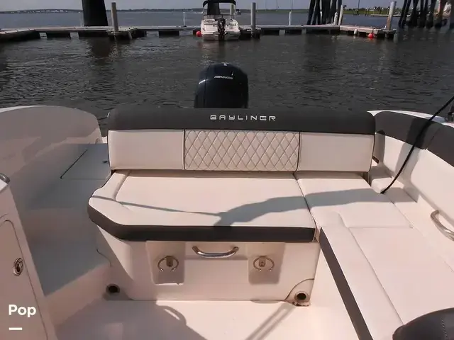 Bayliner Dx2200