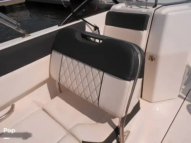 Bayliner Dx2200