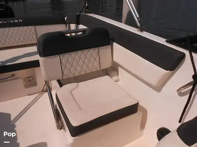 Bayliner Dx2200