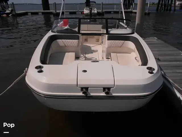 Bayliner Dx2200