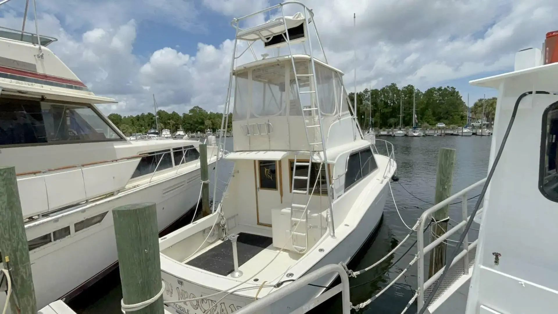 1975 Hatteras convertible