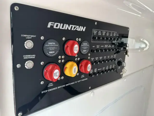 Fountain Powerboats 32 NX