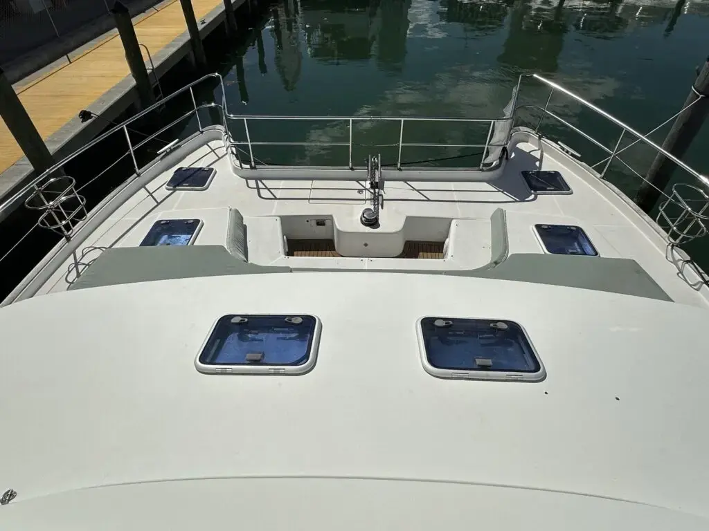 2003 Lagoon 43 pc