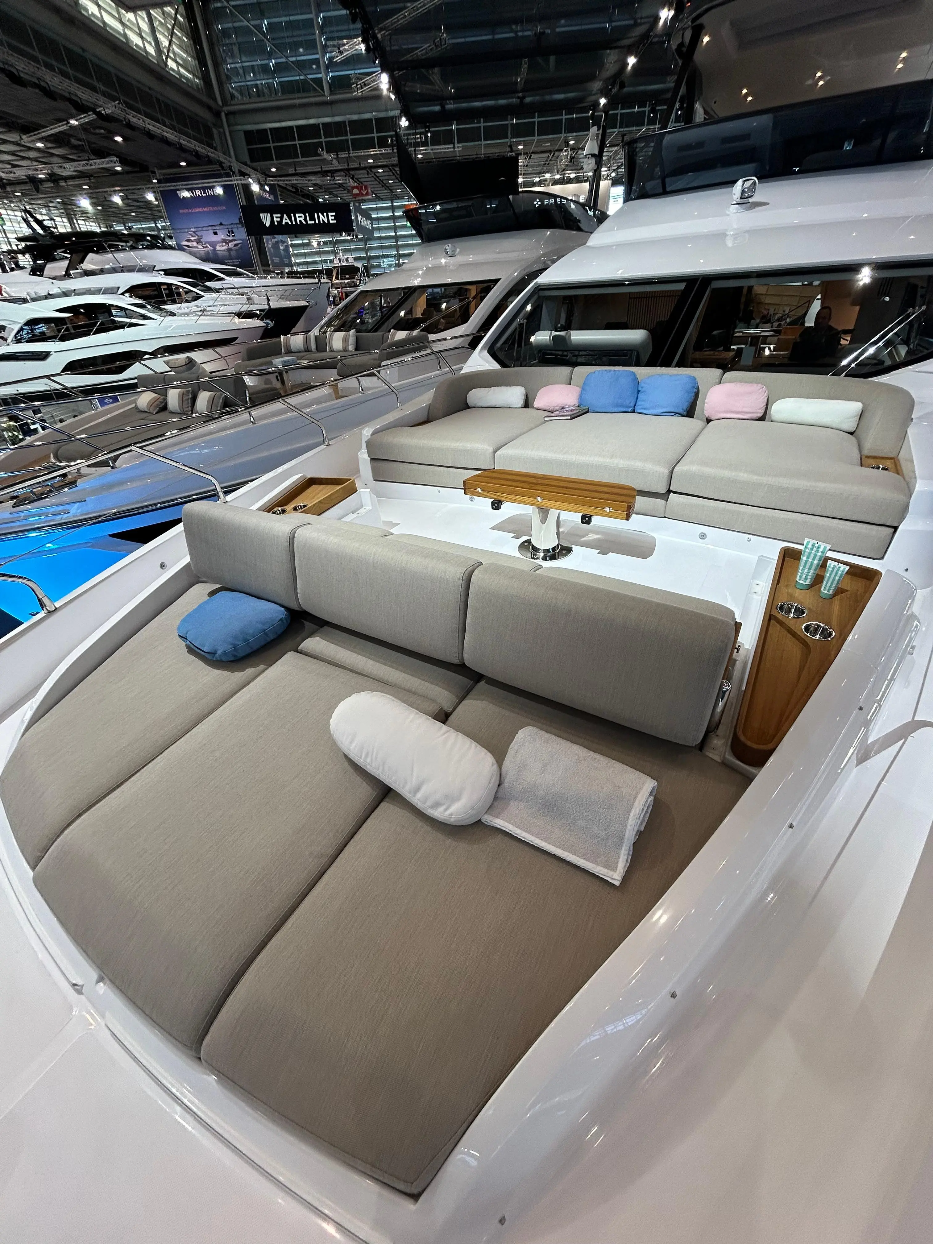 2024 Azimut fly 68