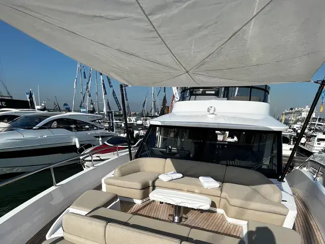 Azimut MAGELLANO 60