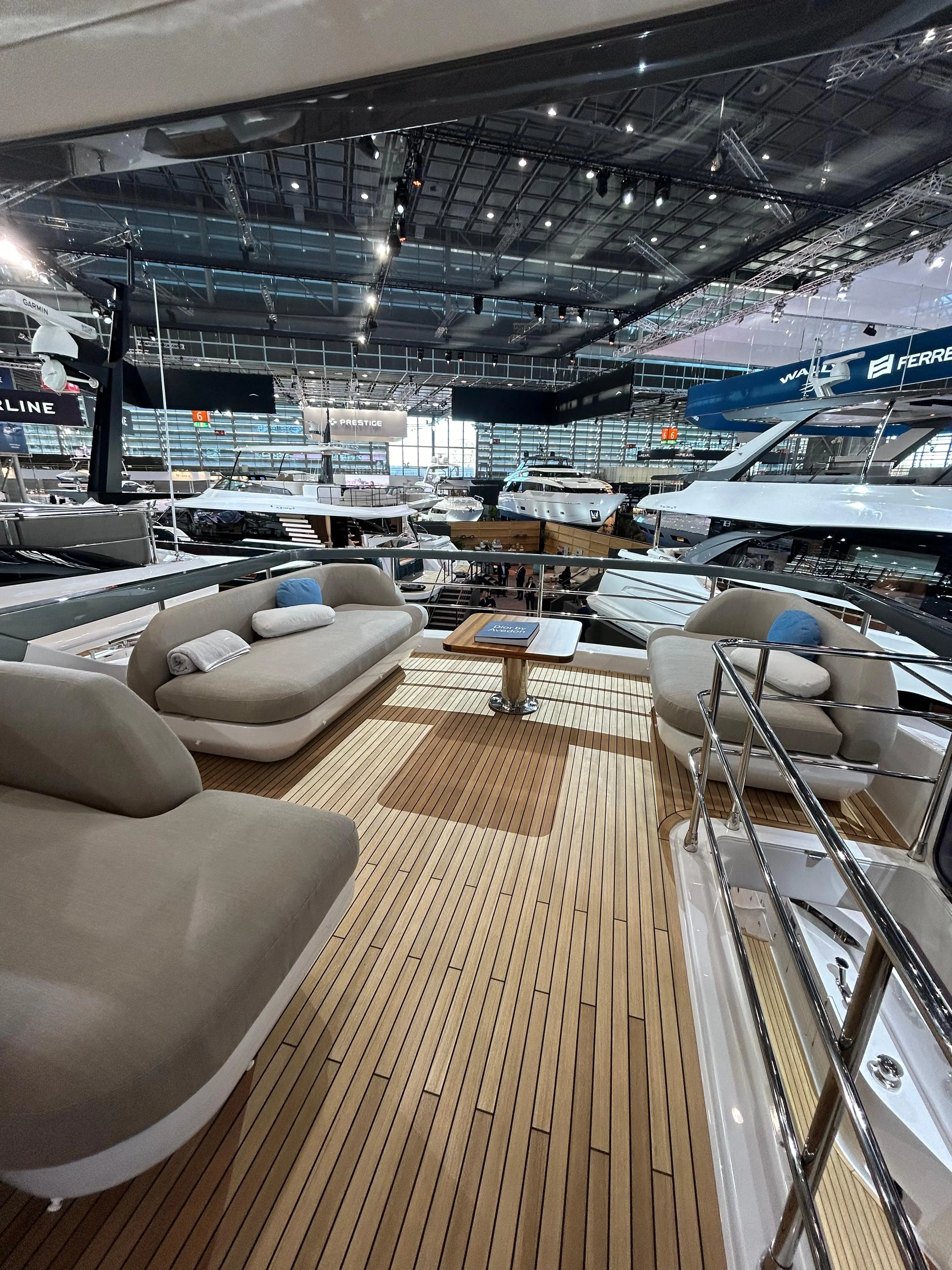 2024 Azimut fly 68