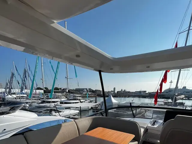 Azimut MAGELLANO 60