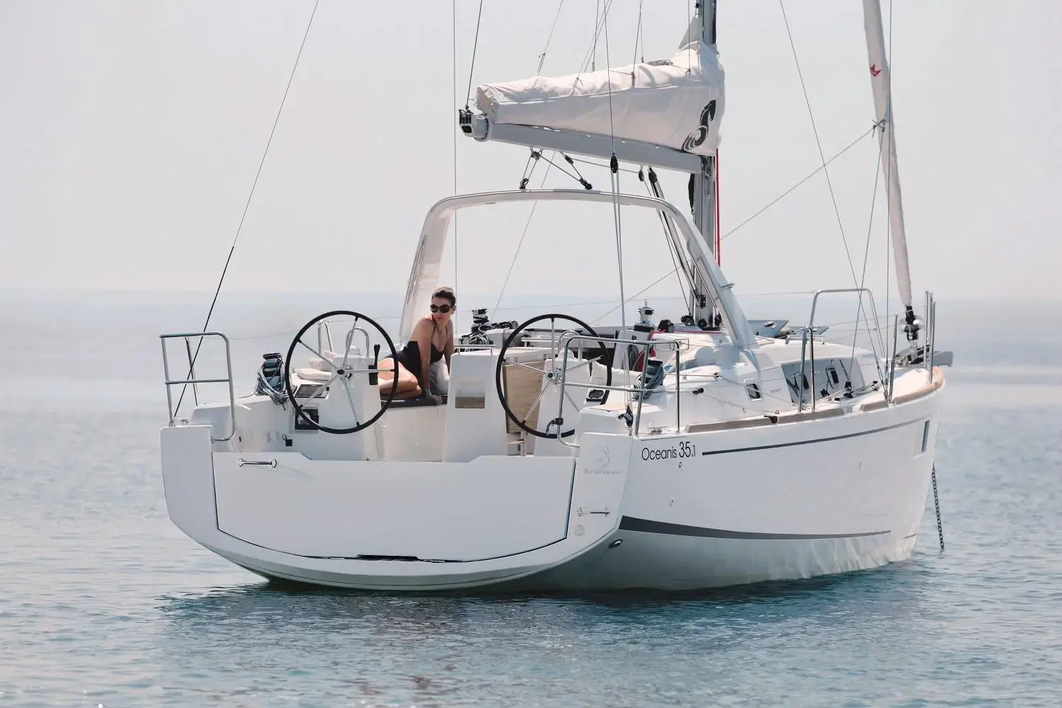 2019 Beneteau oceanis 35.1