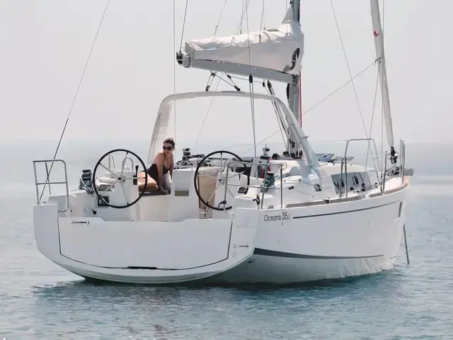 Beneteau Oceanis 35.1