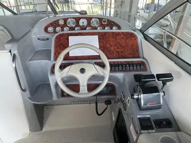 Bayliner 305 Cruiser