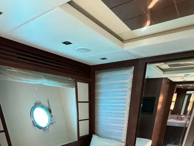 Azimut 95