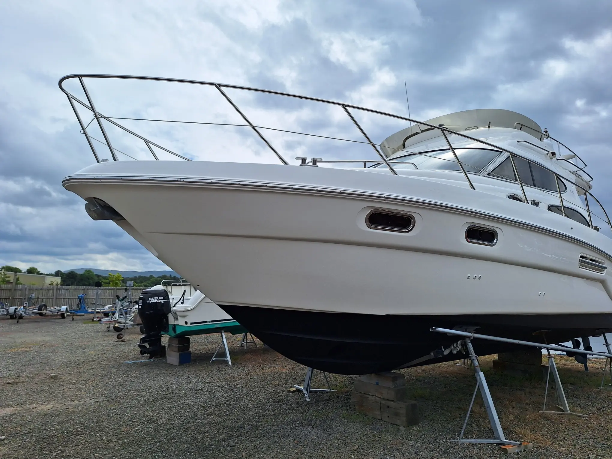 2006 Sealine f37 flybridge