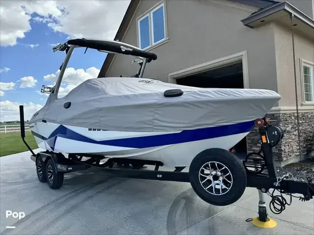 Malibu 22 lsv