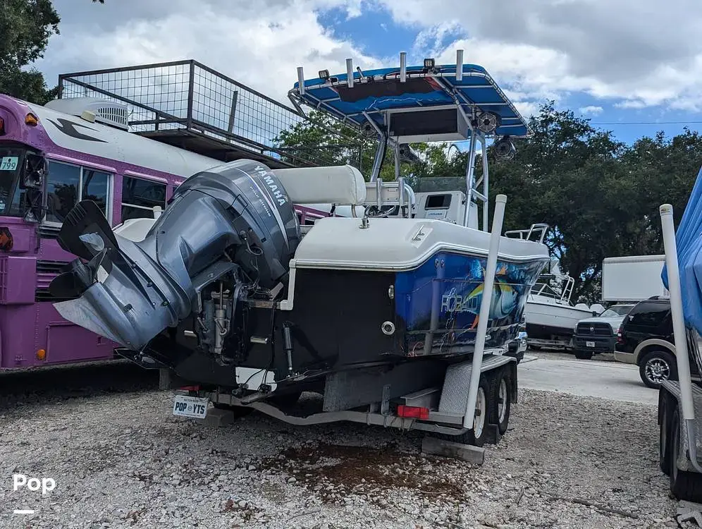 2005 Robalo r230 center console