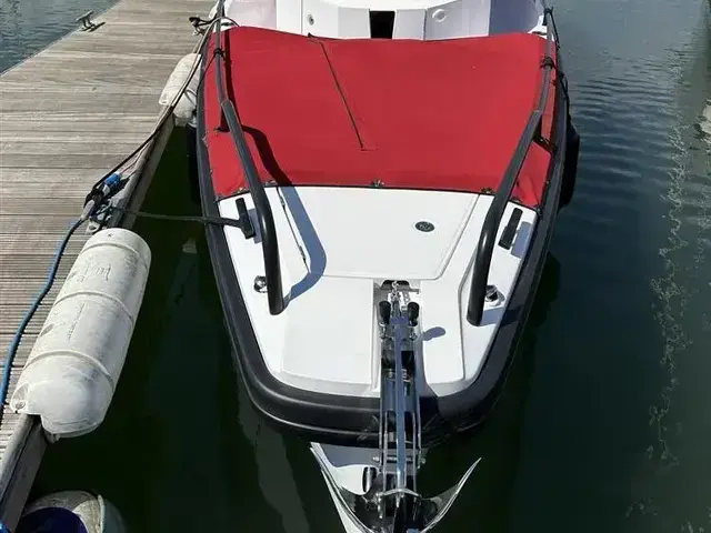 Axopar 28 CABIN