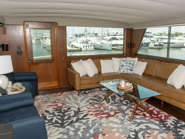 Hatteras 63 Motor Yacht