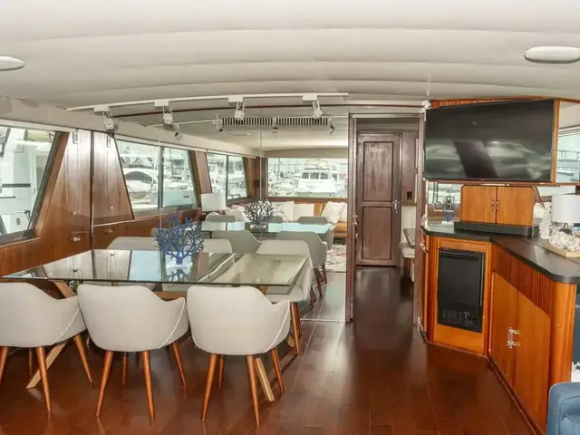 Hatteras 63 Motor Yacht