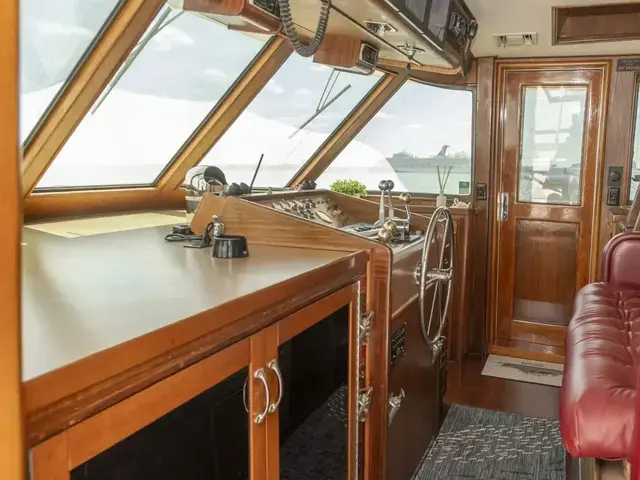 Hatteras 63 Motor Yacht