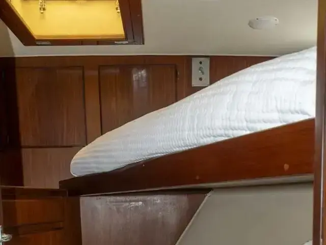 Hatteras 63 Motor Yacht