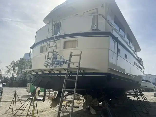 Hatteras 63 Motor Yacht