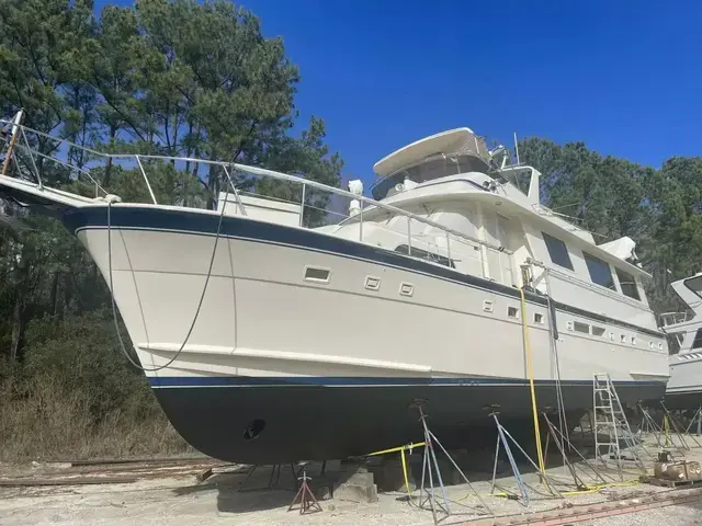 Hatteras 63 Motor Yacht